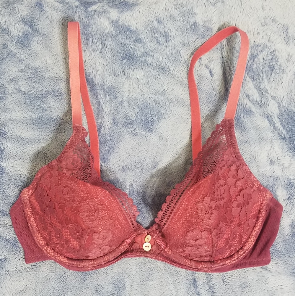 NWOT Adore Me bra size 32C maroon lace and padding